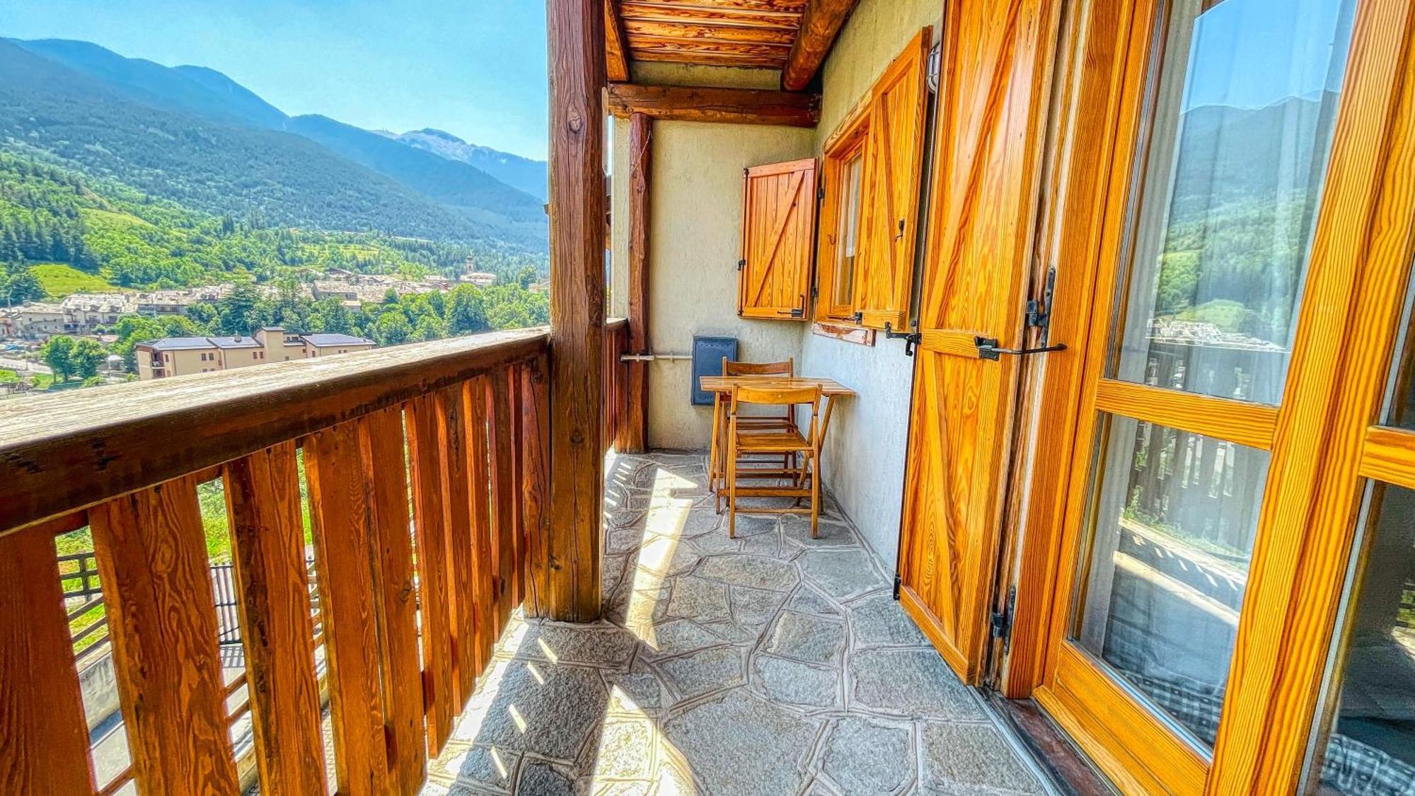 Appartamento Bellavista - Affitti Brevi Italia Oulx Εξωτερικό φωτογραφία