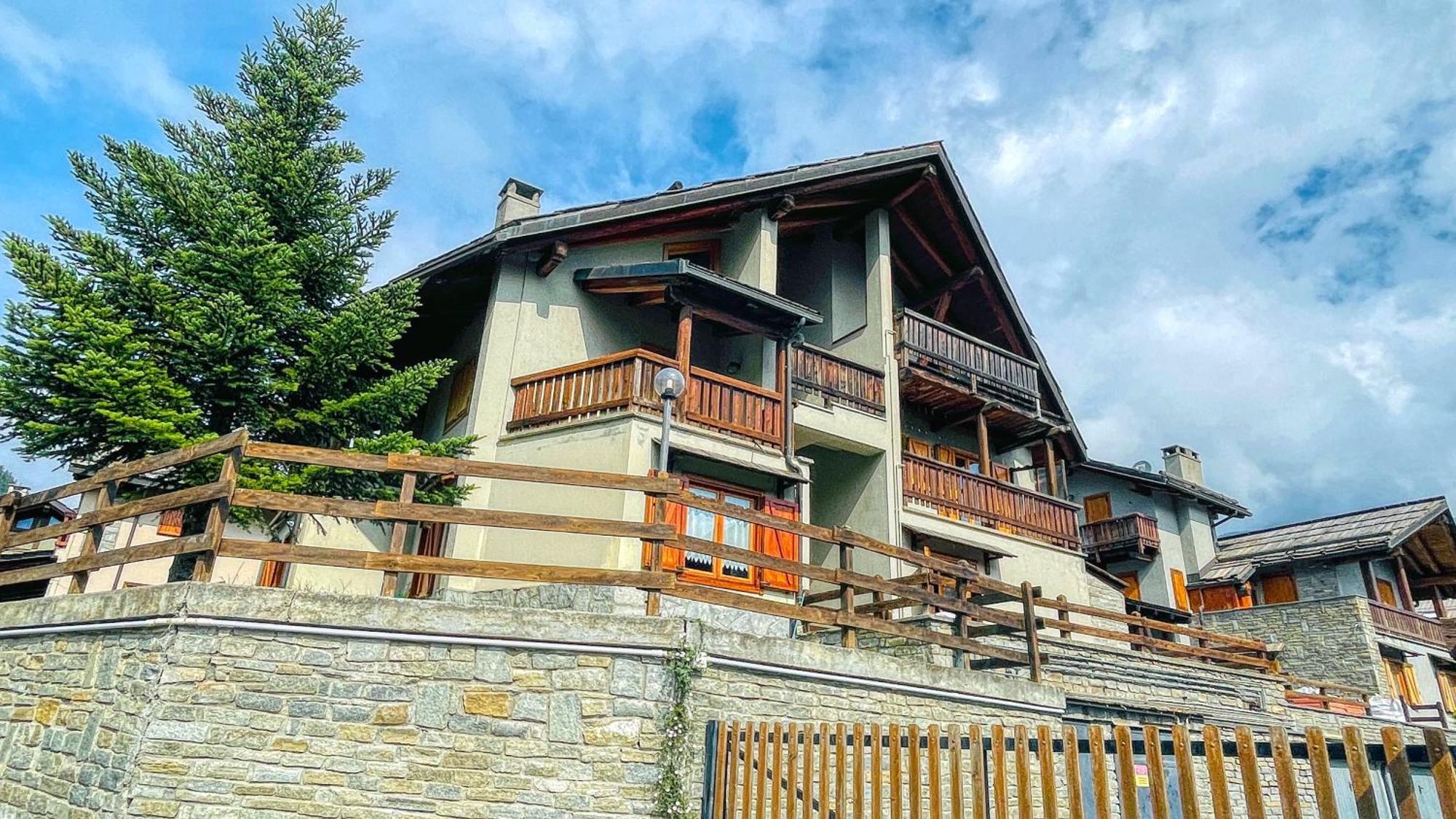 Appartamento Bellavista - Affitti Brevi Italia Oulx Εξωτερικό φωτογραφία